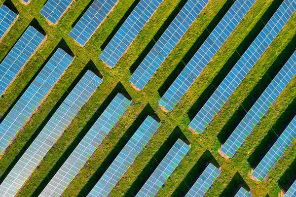 https://storage.googleapis.com/media.emyze.com/solarzellen.jpg